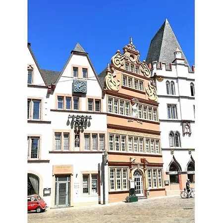 Spacious Near Centre * Trier
